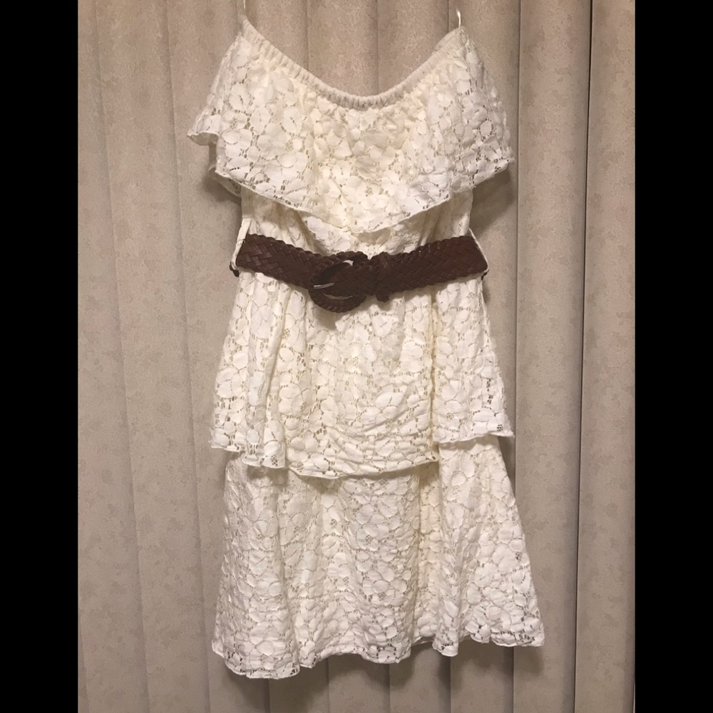 Rue 21 brand layer dress with belt
